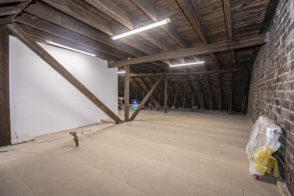 LEV1355JMP ATTIC SPACE AGAIN.jpg