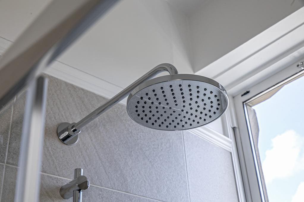 LEV1355JMP SHOWER DETAIL.jpg