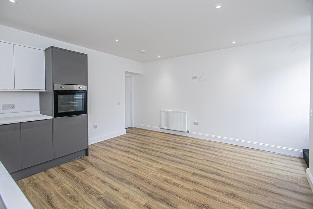 LEV1354PEM DINING KITCHEN AGAIN.jpg