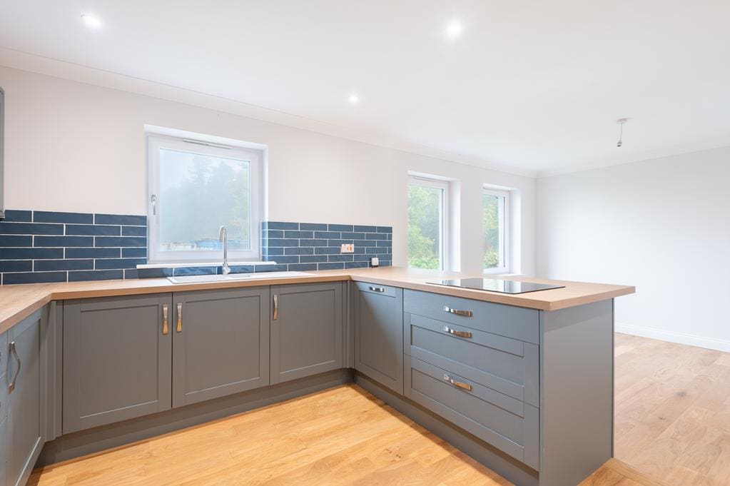 CUP1426SEG KITCHEN TO DINING.jpg