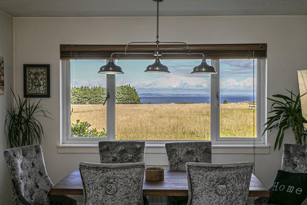 CUP1416SEG DINING AREA DETAIL.jpg