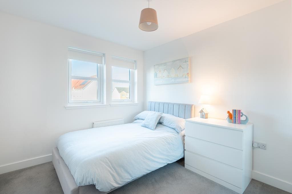 CUP1445RDC BEDROOM 2.jpg