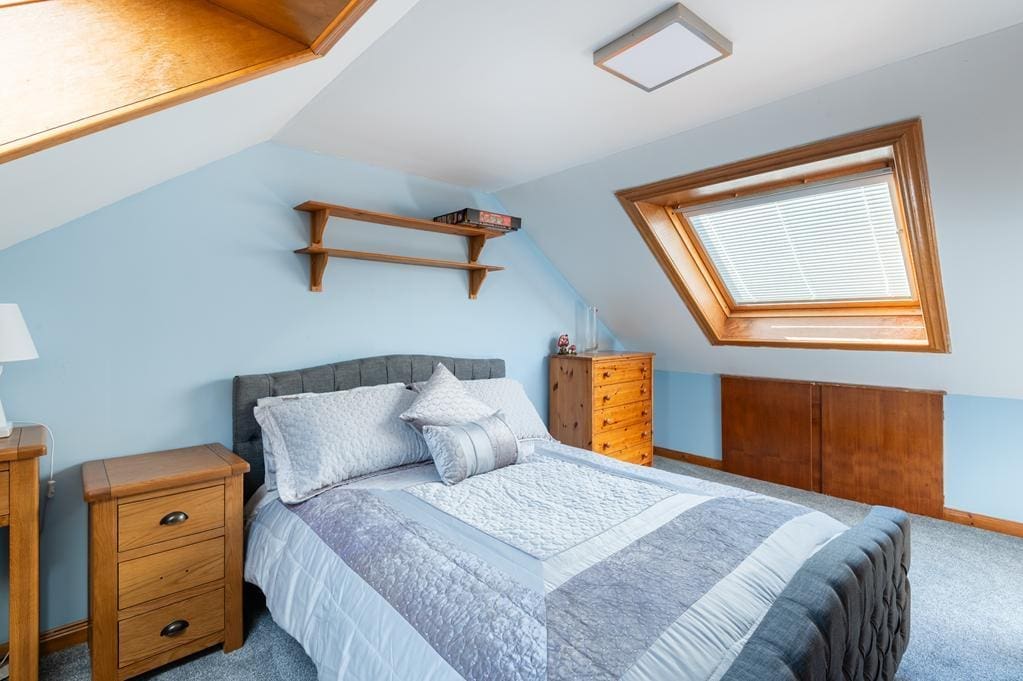 CUP1466SEG BEDROOM 2.jpg