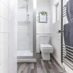 LEV1441PEM SHOWER ROOM.jpg