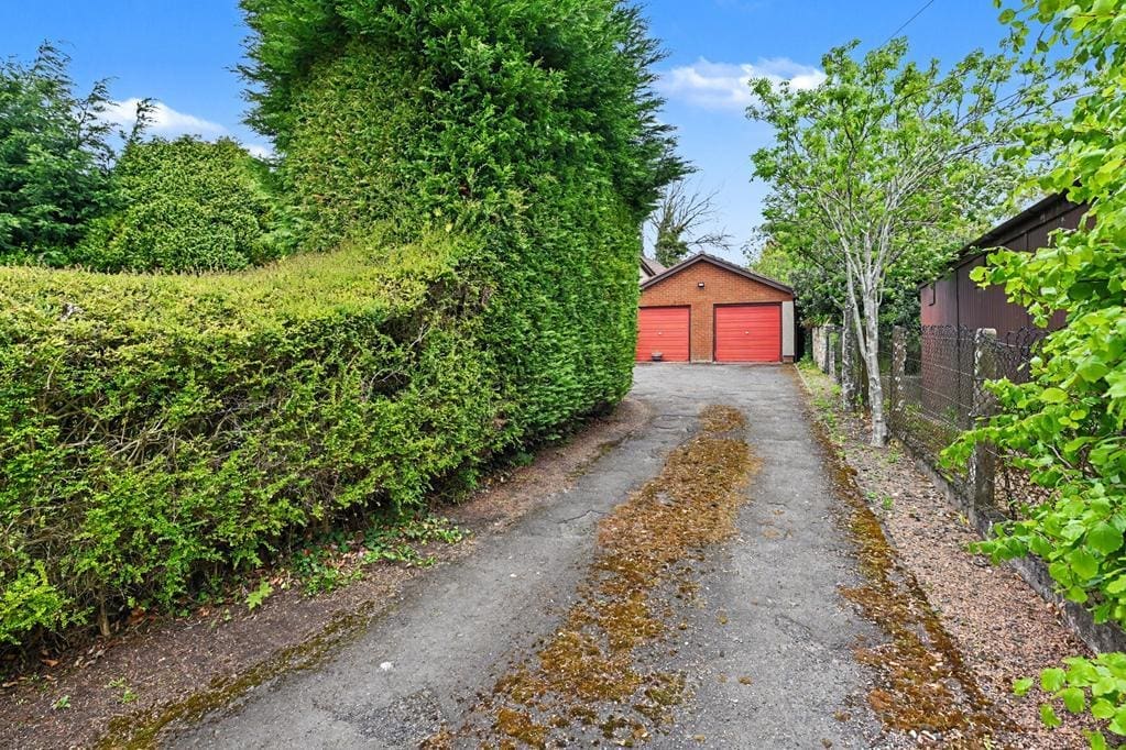 CUP1462SEG DRIVEWAY AGAIN.jpg