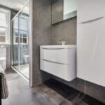 LEV1450PEM SHOWER ROOM.jpg