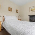 CUP1473PEM BEDROOM 1.jpg