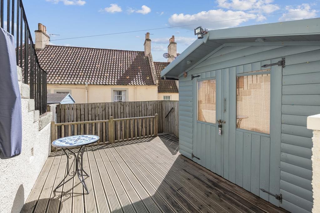LEV1450PEM DECKING.jpg