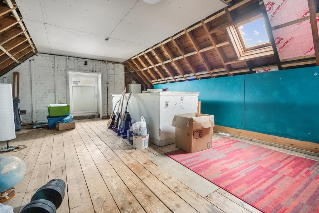 CUP1472SEG ATTIC SPACE AGAIN.jpg