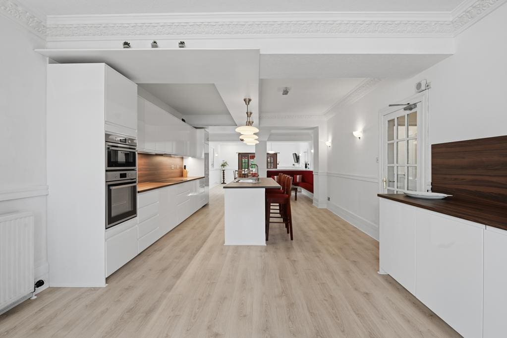 CUP1482SEG KITCHEN TO DINING AREA.jpg