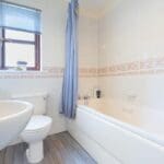 LEV1475PEM BATHROOM.jpg