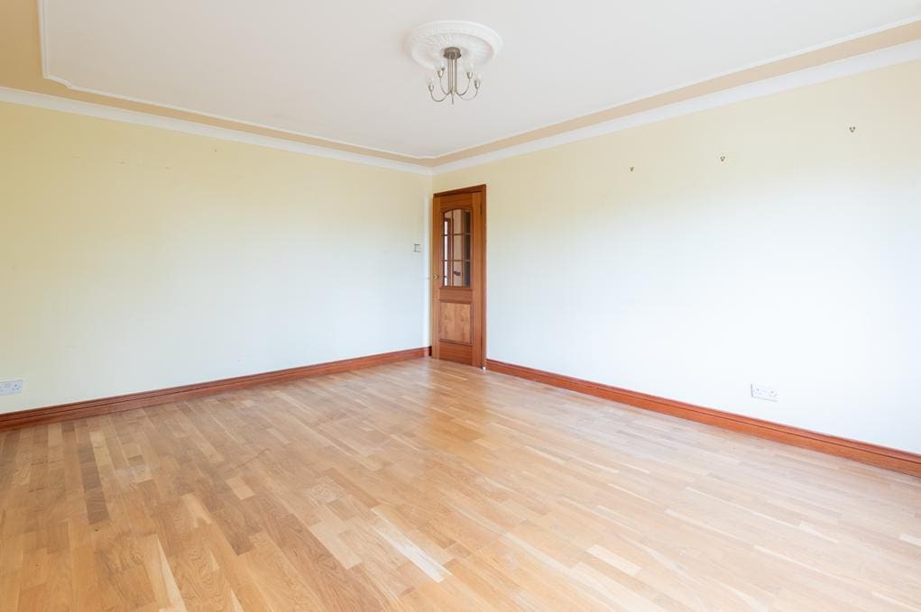 CUP1484SEG LIVING ROOM AGAIN.jpg